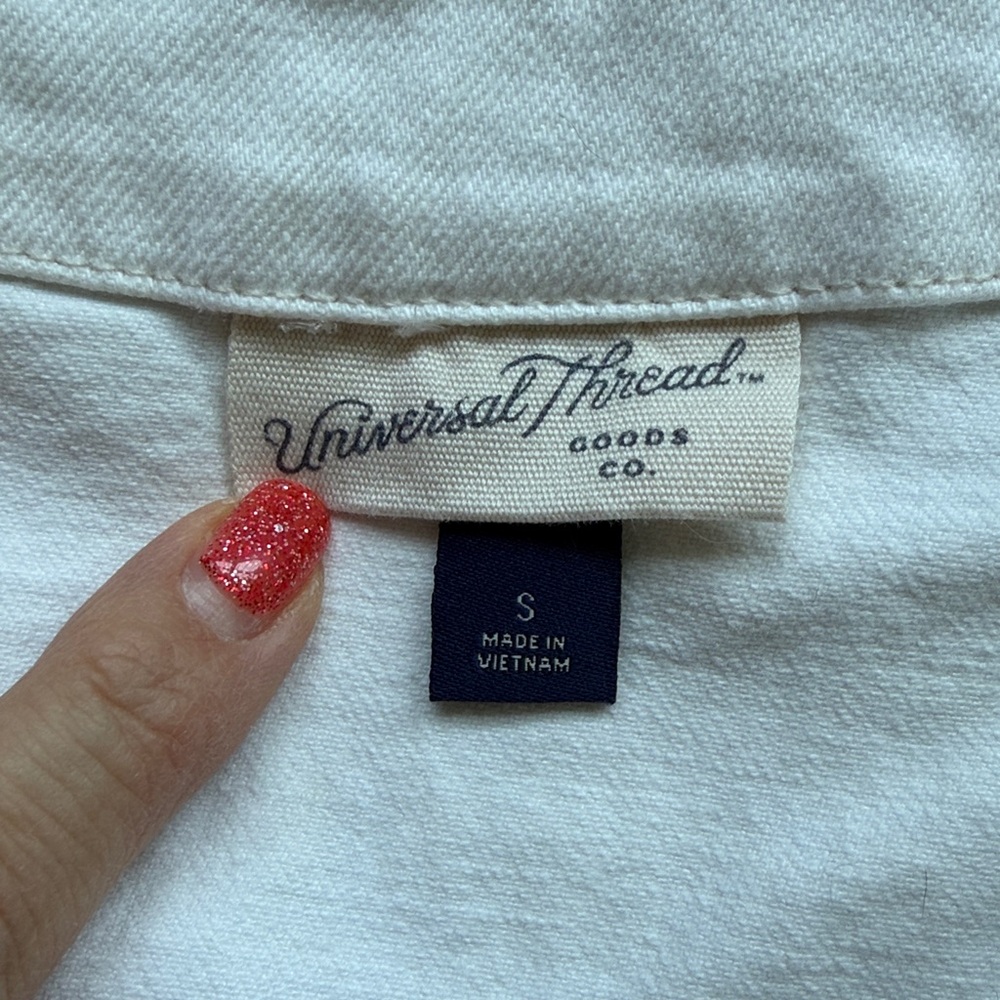 Universal Threads Jean Vest - Picture 2 of 3